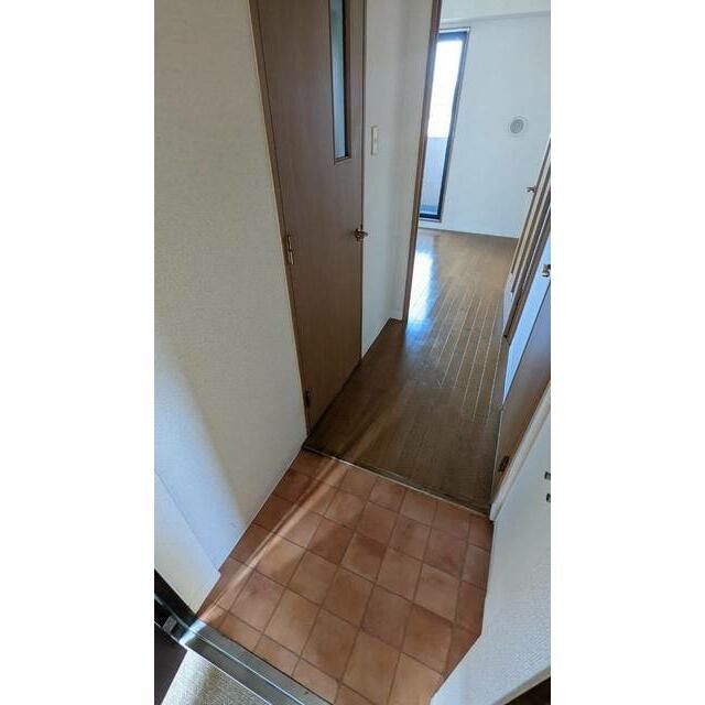 (玄関)