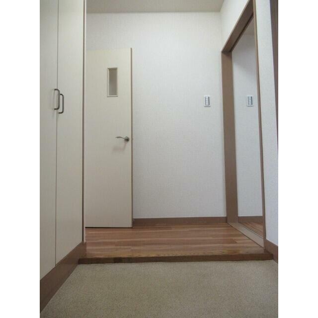 (玄関)