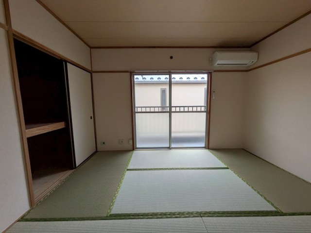 (居間)