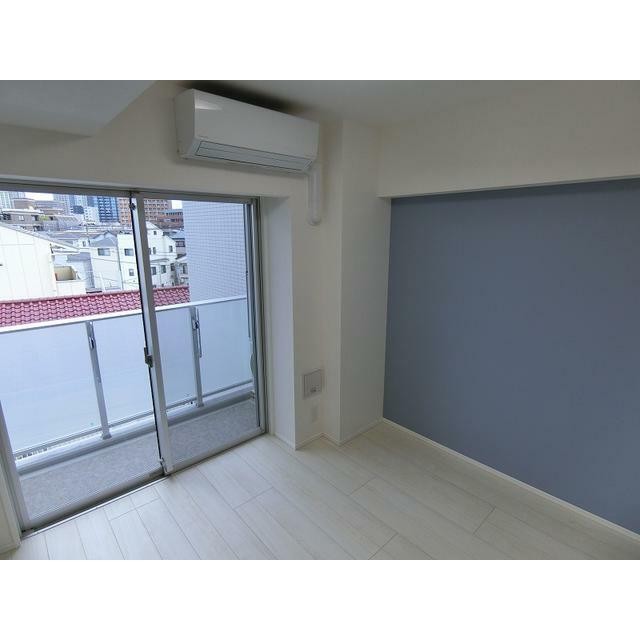 (居間)