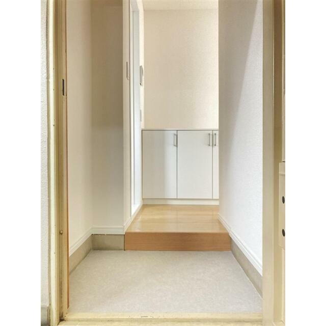 (玄関)