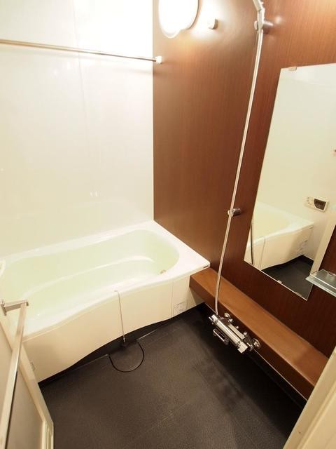 ※写真は同タイプ住戸です。(風呂)