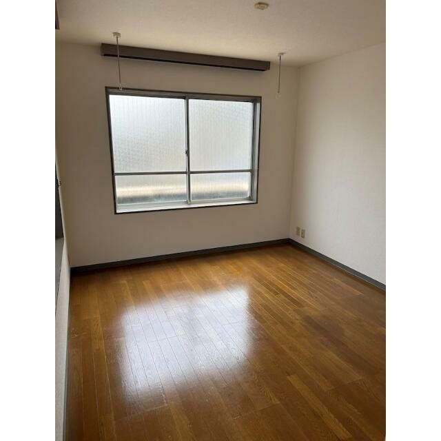 無駄な張りがなく、使い勝手の良いお部屋です。※写真転用(居間)