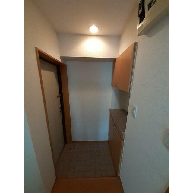 (玄関)
