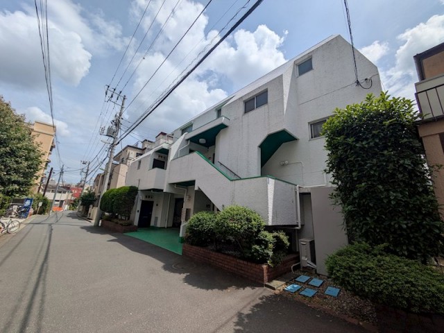 世田谷区下馬1丁目 【賃貸居住】マンション