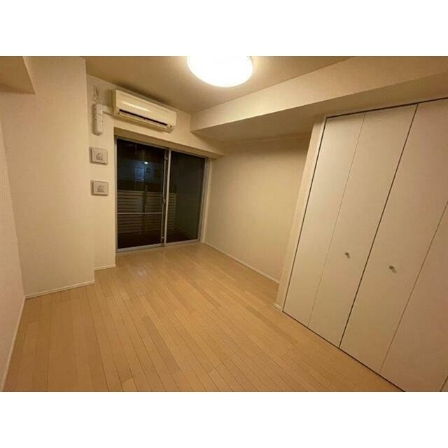 (居間)