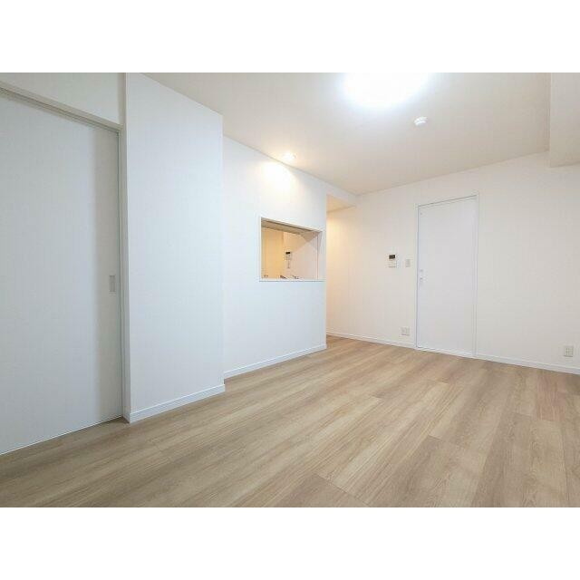 (居間)