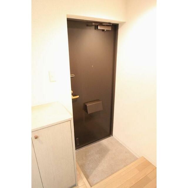 (玄関)
