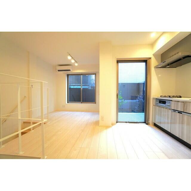 ※同仕様写真含む(居間)
