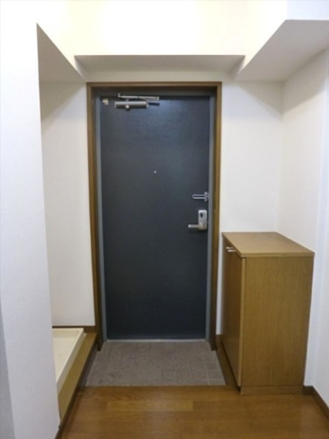 (玄関)