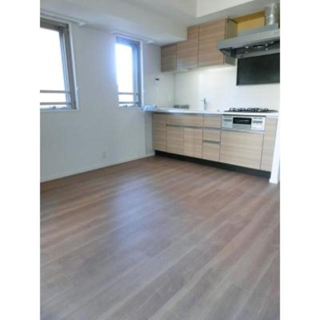 ※写真は同タイプ住戸です。(居間)