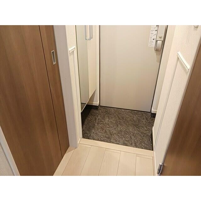 (玄関)
