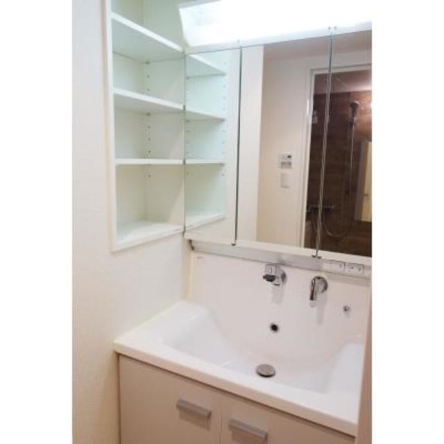 ※写真は同タイプ住戸です。(内装)