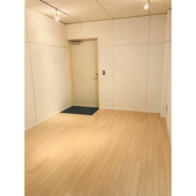 洋室7.9帖