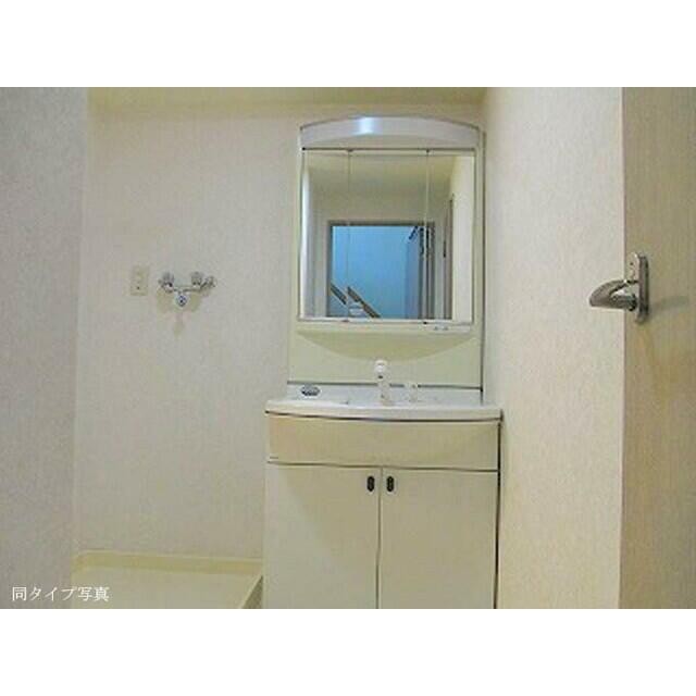 ※同仕様写真含む(内装)