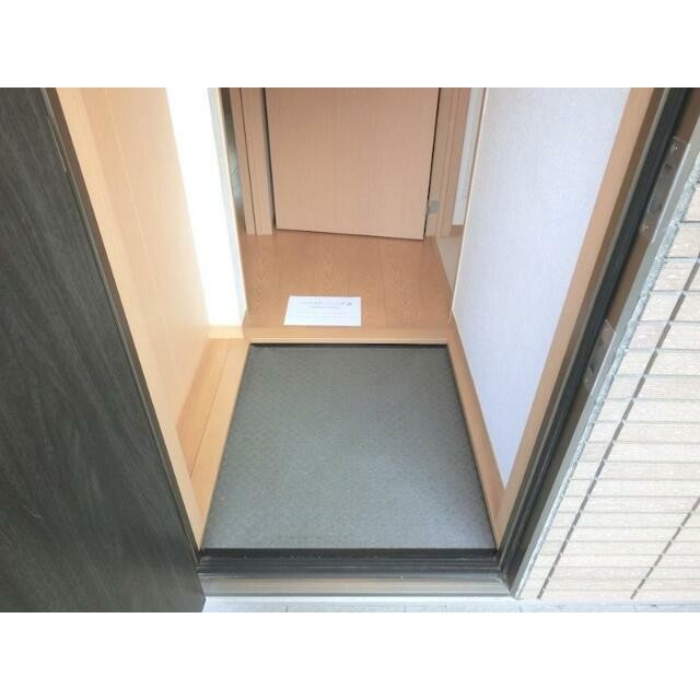 (玄関)