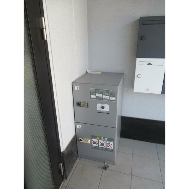宅配ボックス
