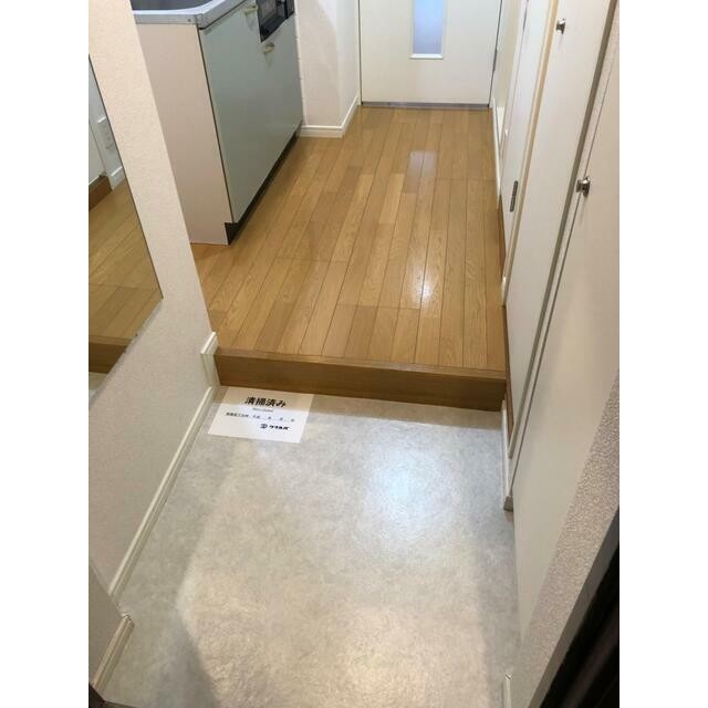 (玄関)