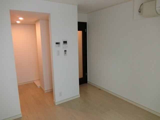 (居間)
