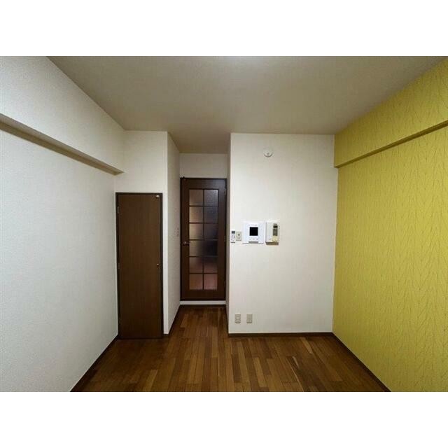 (居間)
