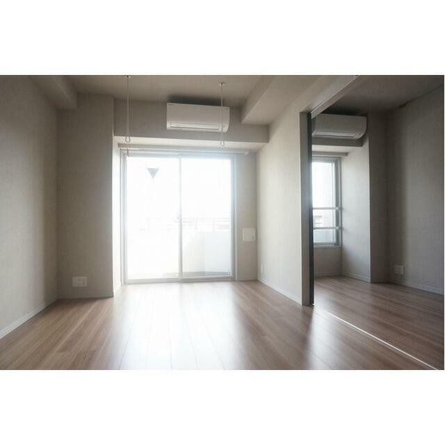 (居間)