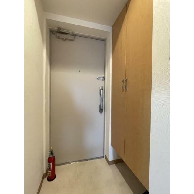 ※別部屋参考写真(玄関)