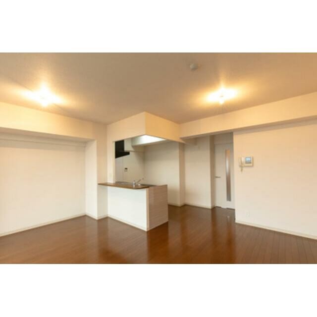 ※同仕様写真含む(居間)