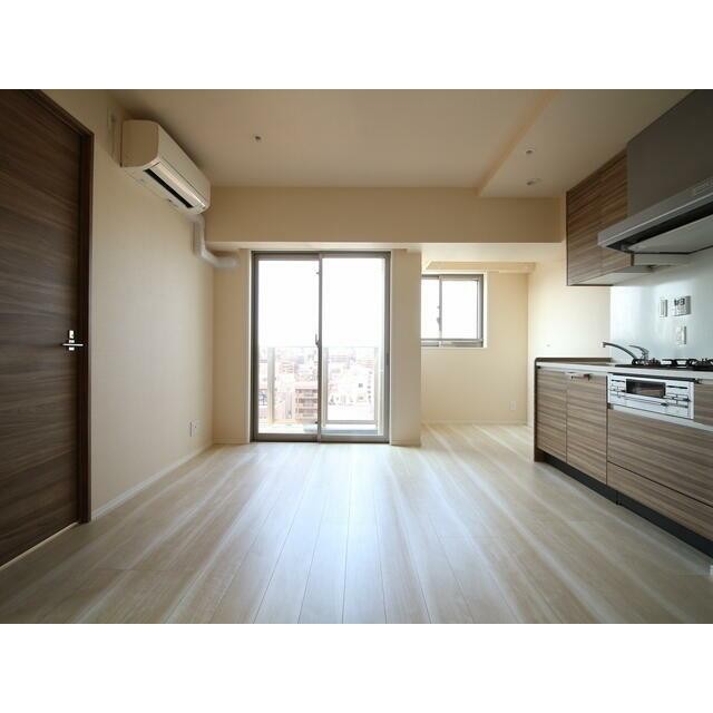 LDK約10帖(居間)