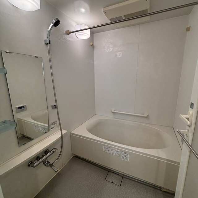 ※写真は同タイプ住戸です。(風呂)