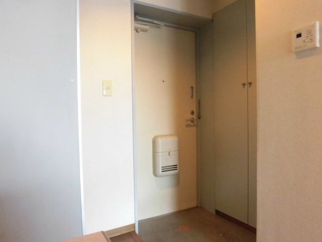 (玄関)