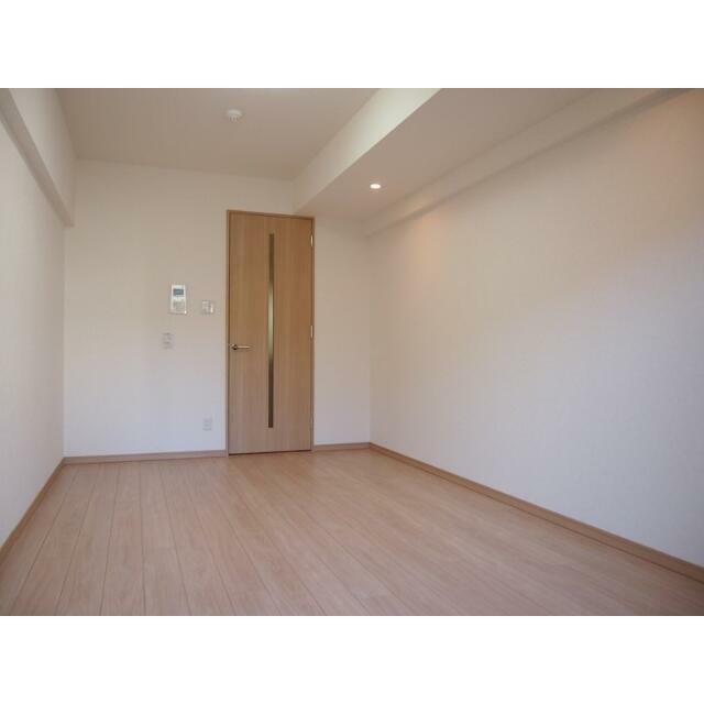 (居間)