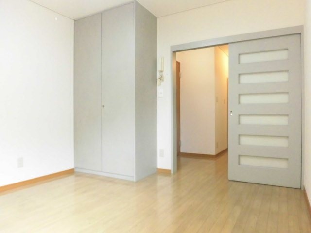 (居間)