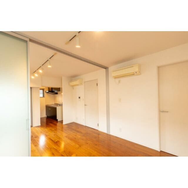 ※写真は同タイプ住戸です。(居間)