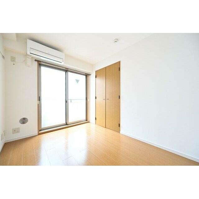 (居間)