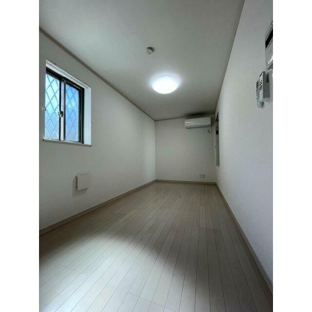 (居間)