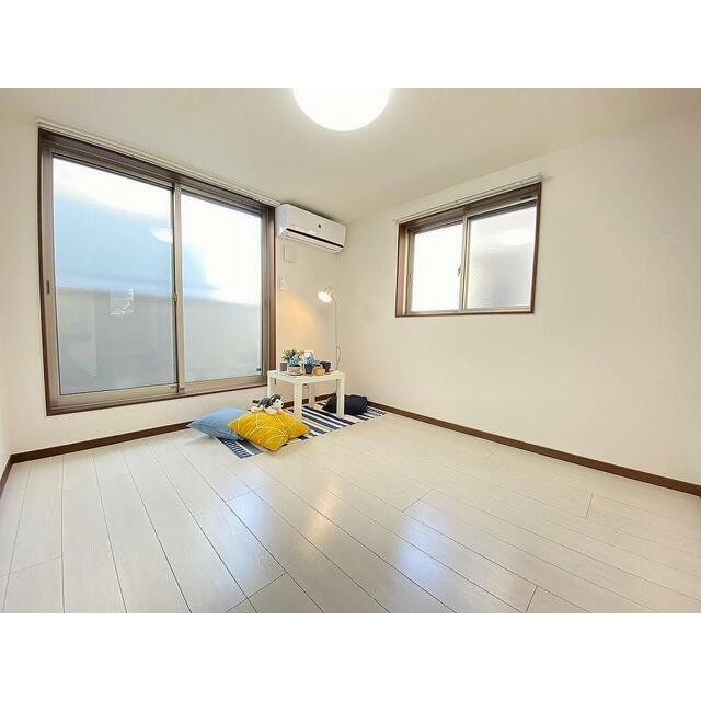モデルルーム（家具・小物類はイメージです）(居間)