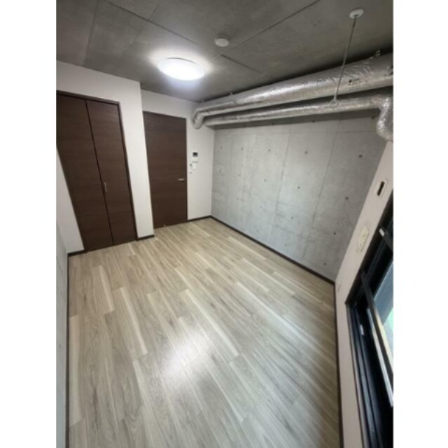 (居間)