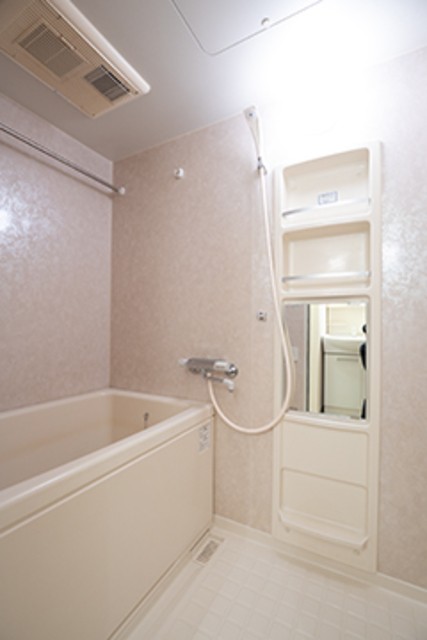 ※写真は同タイプ住戸です。(風呂)