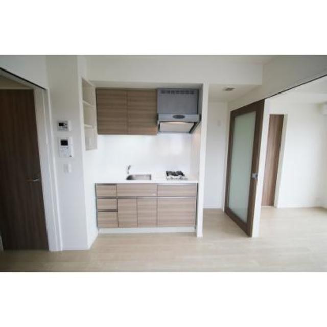 ※写真は同タイプ住戸です。(キッチン)