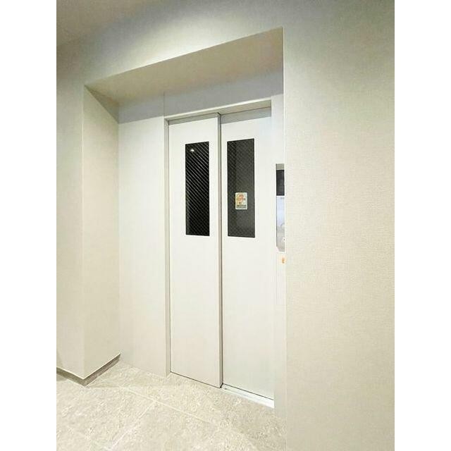 【共用エレベーター】