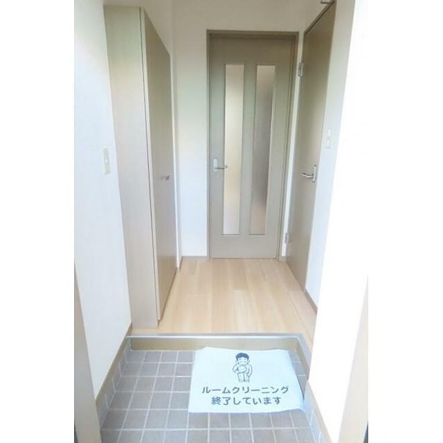 (玄関)