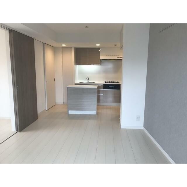(居間)
