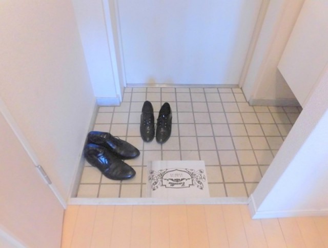 ※同仕様写真(玄関)