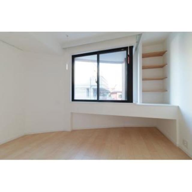 ※写真は同タイプ住戸です。(居間)