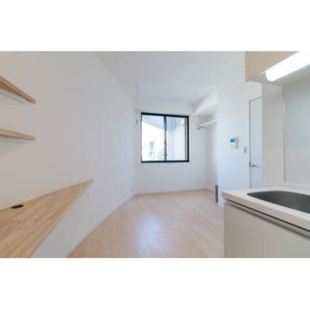 ※写真は同タイプ住戸です。(居間)