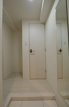 ※同仕様写真(玄関)