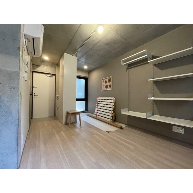 (玄関)