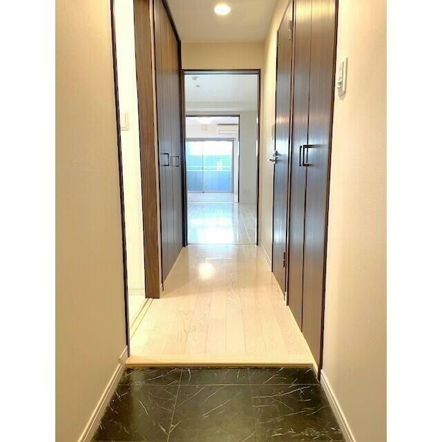 ※写真は同タイプ別部屋(玄関)