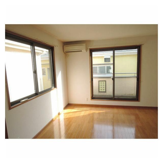 (居間)