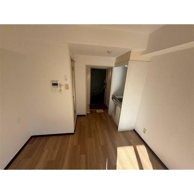 (居間)